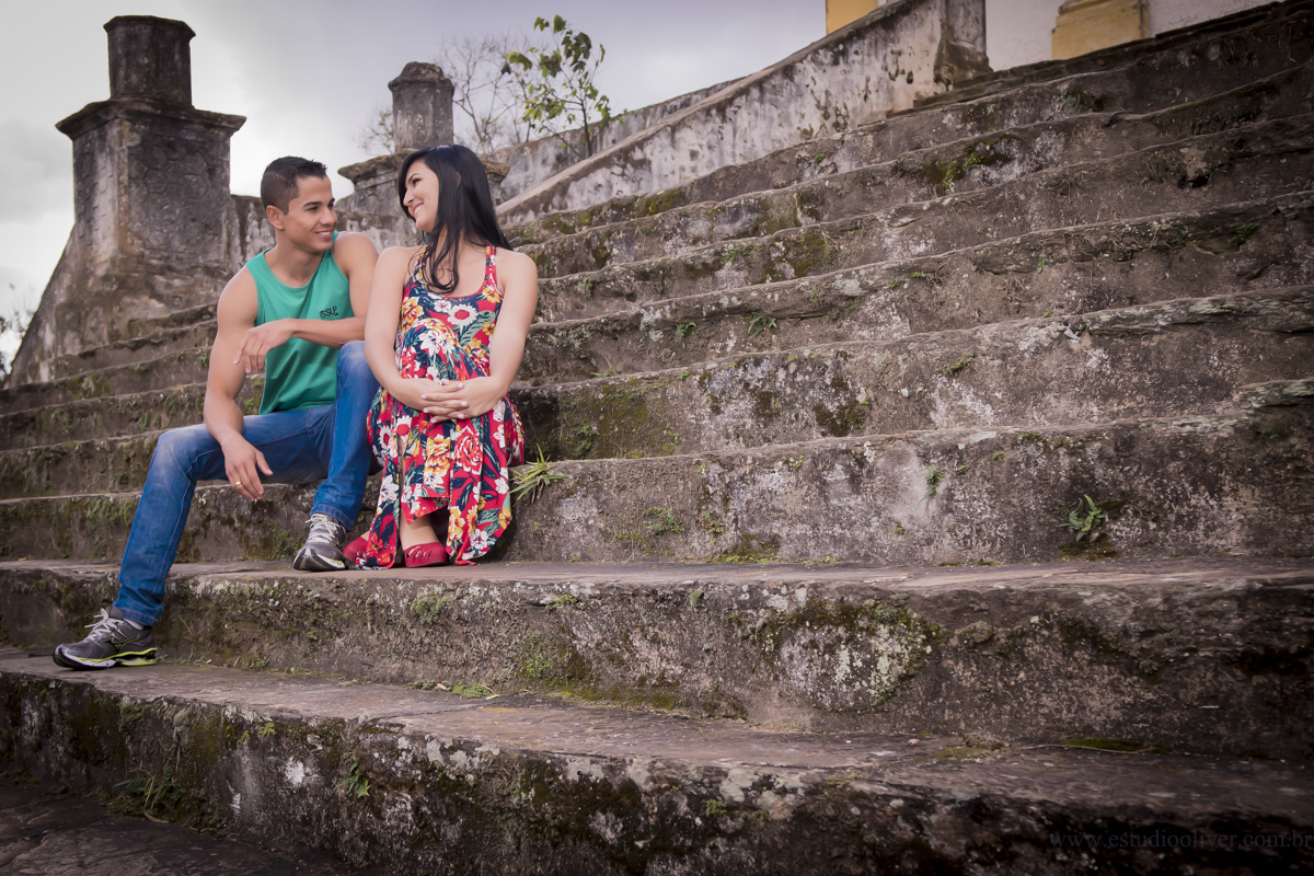 pre wedding, wedding, pre casamento, fotos de pre casamento, fotos de pre wedding, fotos de casamento na cidade ouro preto - mg, casamento em ouro preto -mg, fotos românticas,  fotos despojadas, fotos de casal, fotos em ouro preto, sessão fot