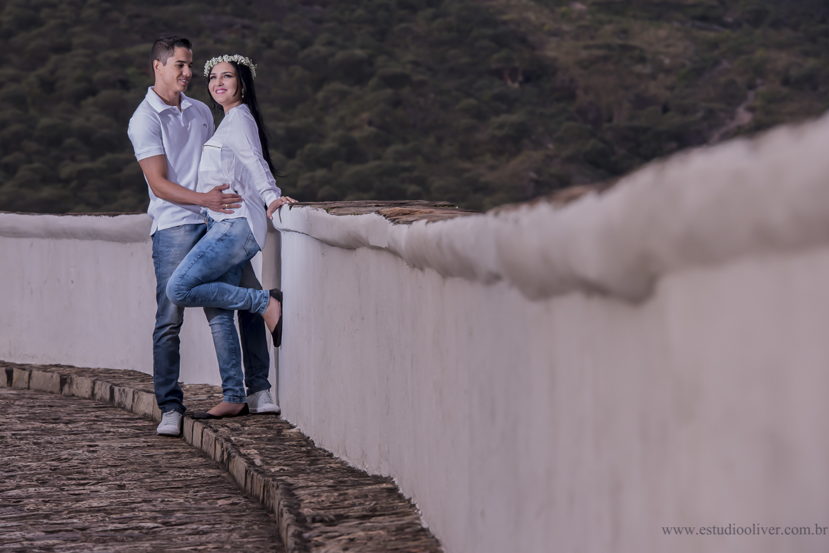 pre wedding, wedding, pre casamento, fotos de pre casamento, fotos de pre wedding, fotos de casamento na cidade ouro preto - mg, casamento em ouro preto -mg, fotos românticas,  fotos despojadas, fotos de casal, fotos em ouro preto, sessão fot