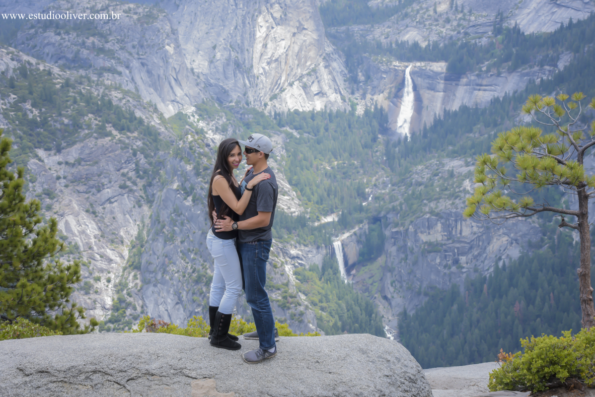 pre wedding, wedding, pre casamento, fotos de pre casamento, fotos de pre wedding, fotos de casamento na cidade Cordisburgo - mg, casamento em ouro Cordisburgo , fotos românticas,  fotos despojadas, fotos de casal, fotos em California EUA, sess&atil