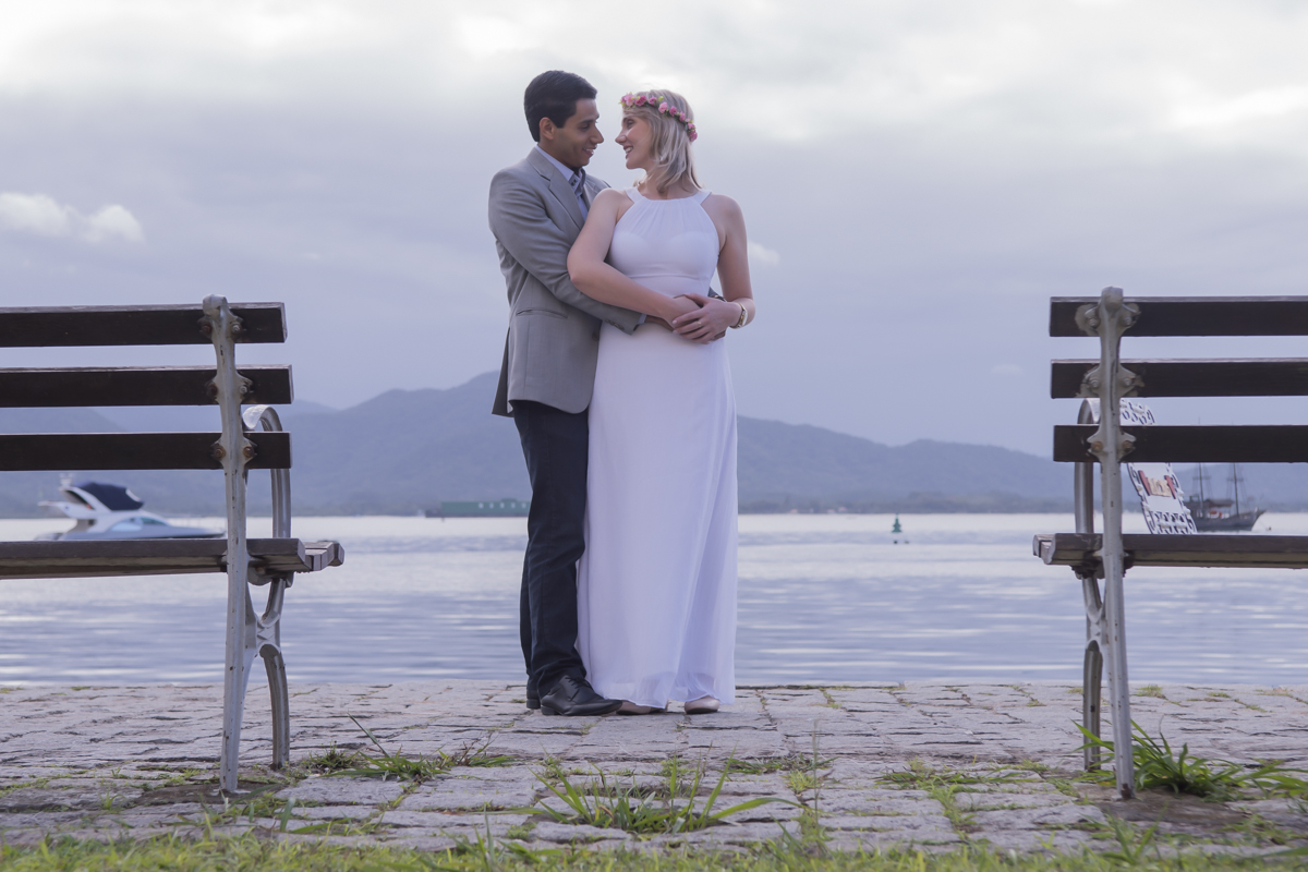 pre wedding, wedding, pre casamento, fotos de pre casamento, fotos de pre wedding, fotos de casamento na cidade São francisco do Sul SC, casamento em  São francisco do Sul SC , fotos românticas,  fotos despojadas, fotos de casal, fotos