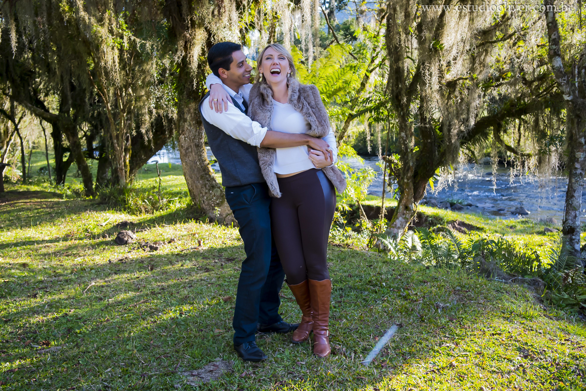 pre wedding, wedding, pre casamento, fotos de pre casamento, fotos de pre wedding, fotos de casamento na cidade Urubici SC , casamento em Urubici SC , fotos românticas,  fotos despojadas, fotos de casal, fotos em  Urubici SC, sessão fotogr&aa