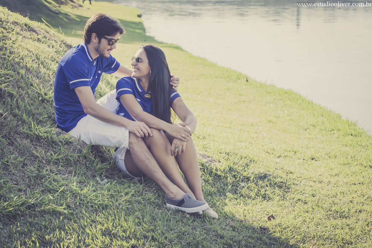 pre wedding, wedding, pre casamento, fotos de pre casamento, fotos de pre wedding, fotos de casamento na cidade belo horizonte , casamento em belo horizonte , fotos românticas,  fotos despojadas, fotos de casal, fotos em  belo horizonte, sess&atilde