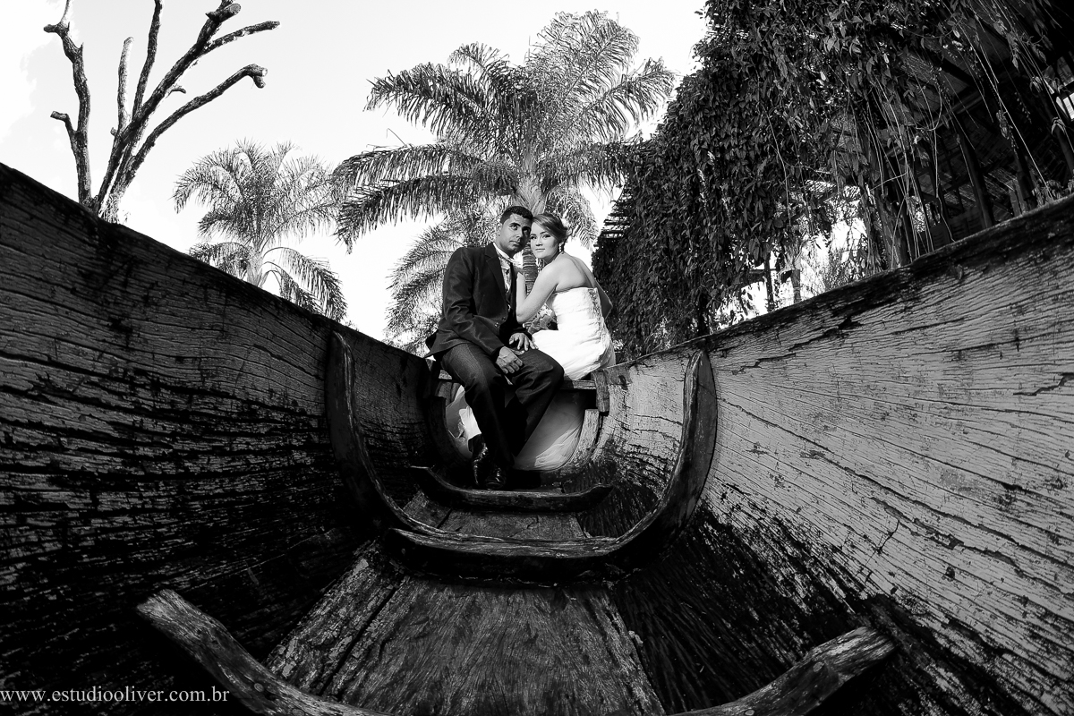 pos wedding, wedding, pos casamento, fotos depois casamento, fotos de ensaio pos casamento, fotos de casamento no leite ao pe da vaca, casamento em  serra do cipo , fotos românticas,  fotos despojadas, fotos de casal na no leite ao pe da vaca, fotos