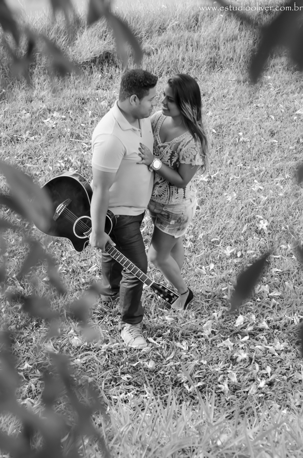 pre wedding, wedding, pre casamento, fotos de pre casamento, fotos de pre wedding, fotos de casamento na cidade belo horizonte , casamento em belo horizonte , fotos românticas,  fotos despojadas, fotos de casal, fotos em  belo horizonte, sess&atilde