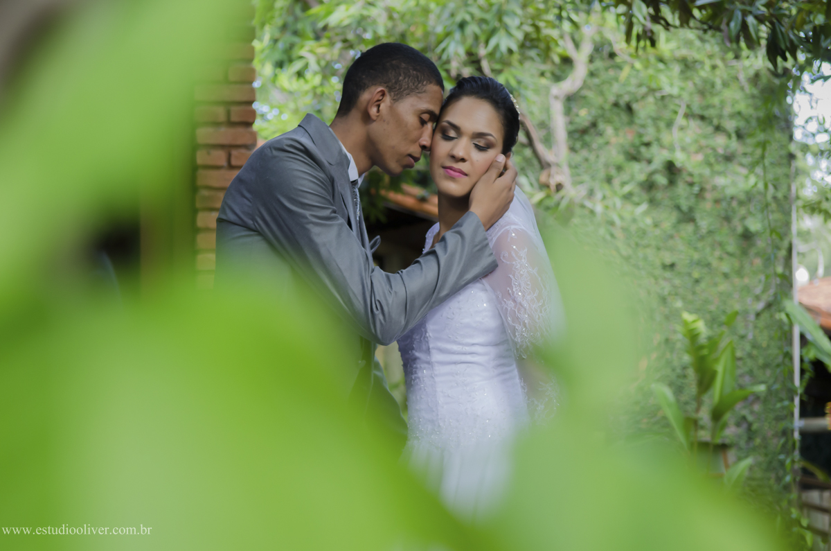 os wedding, wedding, pos casamento, fotos depos casamento, fotos de pos wedding, fotos de casamento na serra do cipo, casamento em  serra do cipo , fotos românticas,  fotos despojadas, fotos de casal na cachoeira, fotos na serra do cipo, sess&atilde