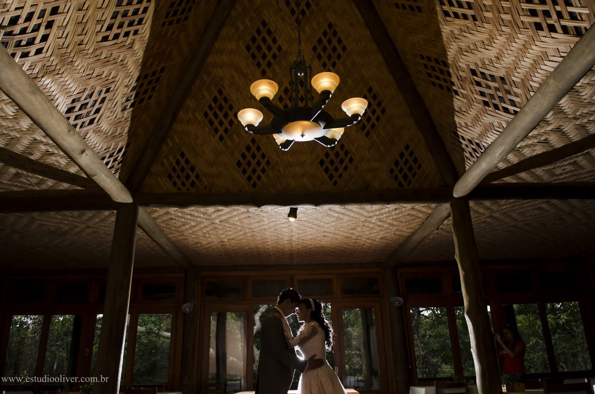 pre wedding, wedding, pre casamento, fotos de pre casamento, fotos de pre wedding, fotos de casamento na serra do cipo, casamento em  serra do cipo , fotos românticas,  fotos despojadas, fotos de casal, fotos em São francisco do Sul SC, sess&