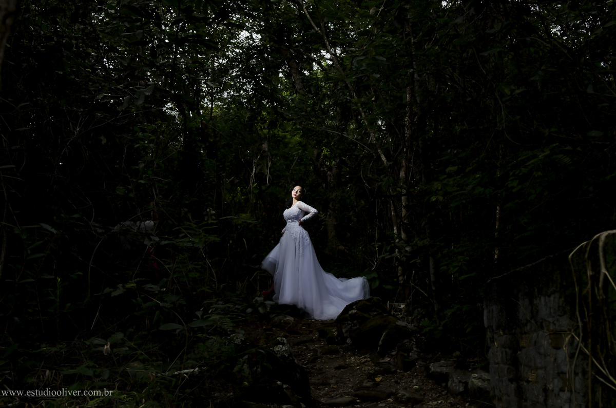 pre wedding, wedding, pre casamento, fotos de pre casamento, fotos de pre wedding, fotos de casamento na serra do cipo, casamento em  serra do cipo , fotos românticas,  fotos despojadas, fotos de casal, fotos em São francisco do Sul SC, sess&