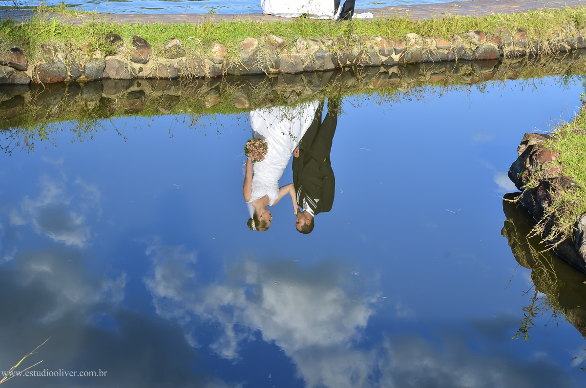 pos wedding, wedding, pos casamento, fotos depois casamento, fotos de ensaio pos casamento, fotos de casamento no Solar do engenho, casamento em  serra do cipo , fotos românticas,  fotos despojadas, fotos de casal na no leite ao pe da vaca, fotos de