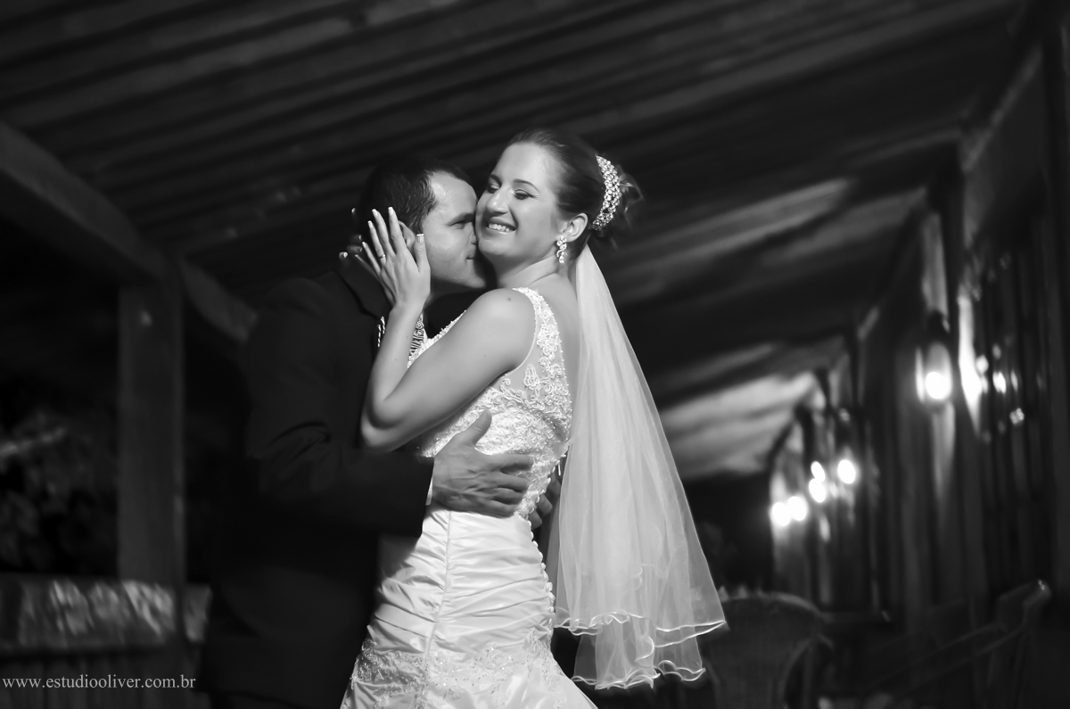 pos wedding, wedding, pos casamento, fotos depois casamento, fotos de ensaio pos casamento, fotos de casamento no Solar do engenho, casamento em  serra do cipo , fotos românticas,  fotos despojadas, fotos de casal na no leite ao pe da vaca, fotos de