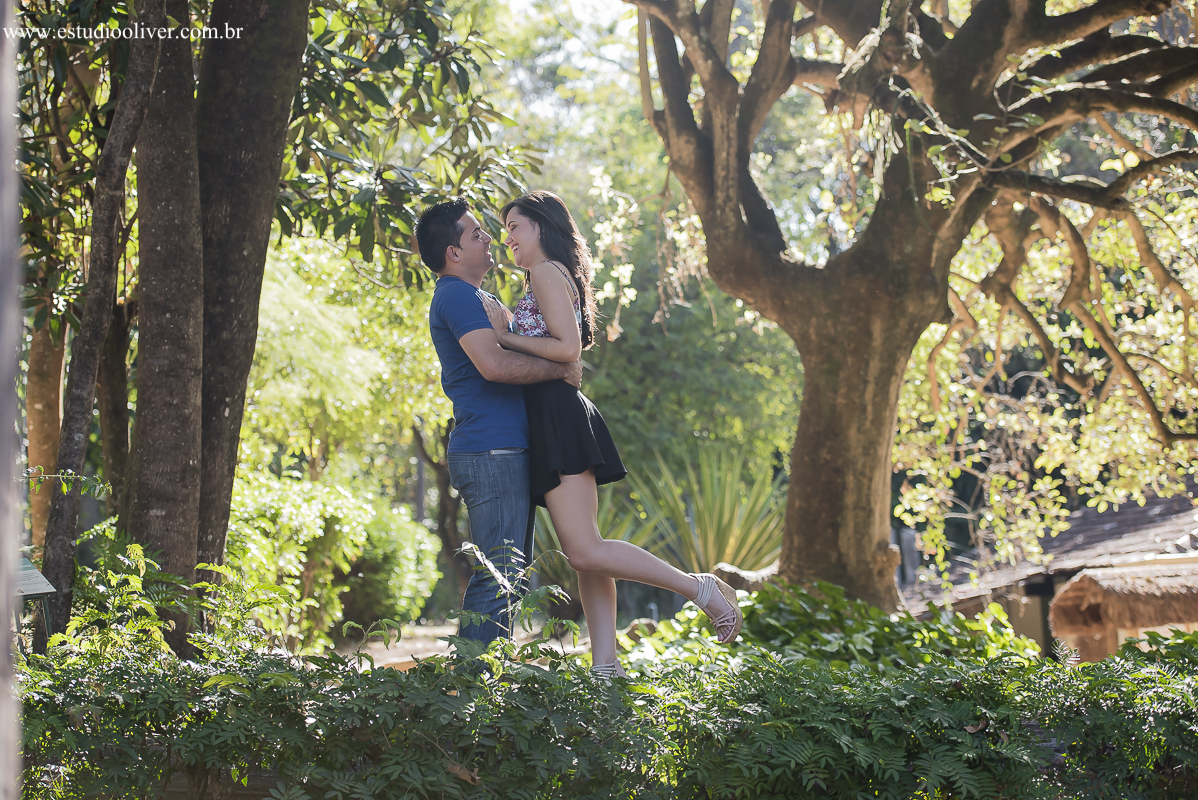 pre wedding, wedding, pre casamento, fotos de pre casamento, fotos de pre wedding, fotos de casamento na cidade Belo horizonte , casamento em  Belo horizonte , fotos românticas,  fotos despojadas, fotos de casal, fotos em Pedro Leopoldo mg, sess&ati