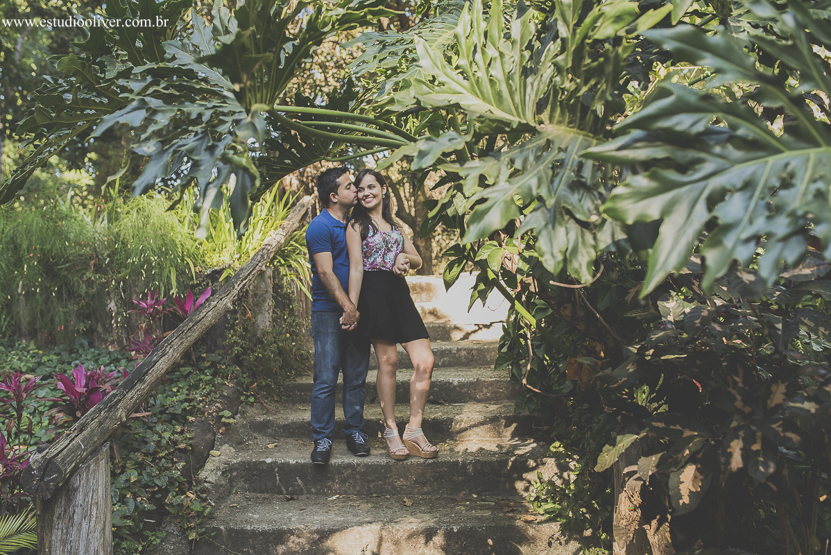 pre wedding, wedding, pre casamento, fotos de pre casamento, fotos de pre wedding, fotos de casamento na cidade Belo horizonte , casamento em  Belo horizonte , fotos românticas,  fotos despojadas, fotos de casal, fotos em Pedro Leopoldo mg, sess&ati