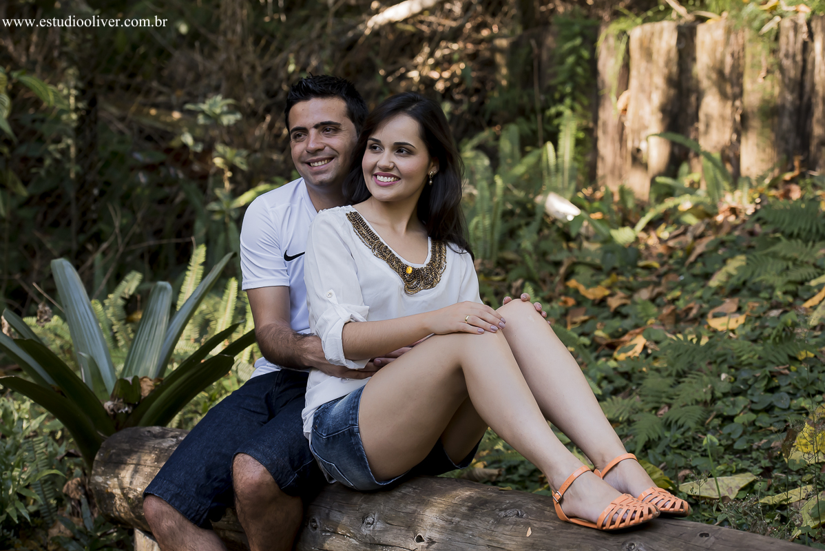 pre wedding, wedding, pre casamento, fotos de pre casamento, fotos de pre wedding, fotos de casamento na cidade Belo horizonte , casamento em  Belo horizonte , fotos românticas,  fotos despojadas, fotos de casal, fotos em Pedro Leopoldo mg, sess&ati