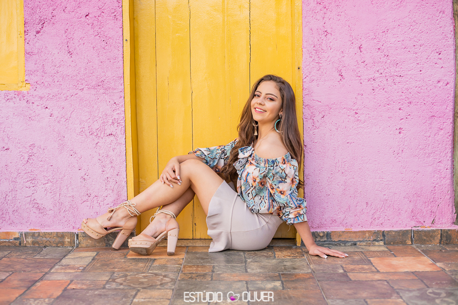 fotos no condominio nossa fazenda, fotos de 15 anos no condominio nossa fazenda, fotos de 15 anos, poses paara fotos de 15 anos, fotos lindas , fotos de debutantes , book de 15 anos, book de debutante 