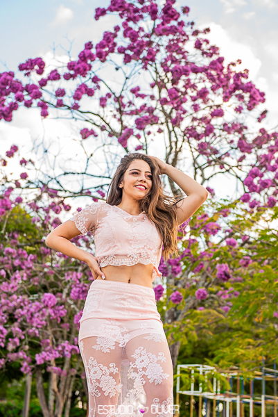 fotos no condominio nossa fazenda, fotos de 15 anos no condominio nossa fazenda, fotos de 15 anos, poses paara fotos de 15 anos, fotos lindas , fotos de debutantes , book de 15 anos, book de debutante 