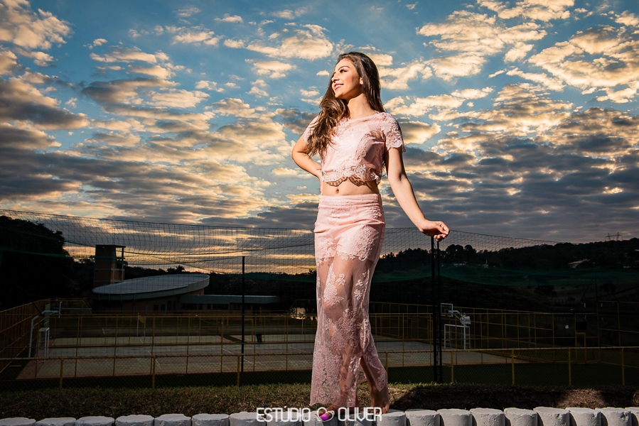 fotos no condominio nossa fazenda, fotos de 15 anos no condominio nossa fazenda, fotos de 15 anos, poses paara fotos de 15 anos, fotos lindas , fotos de debutantes , book de 15 anos, book de debutante 