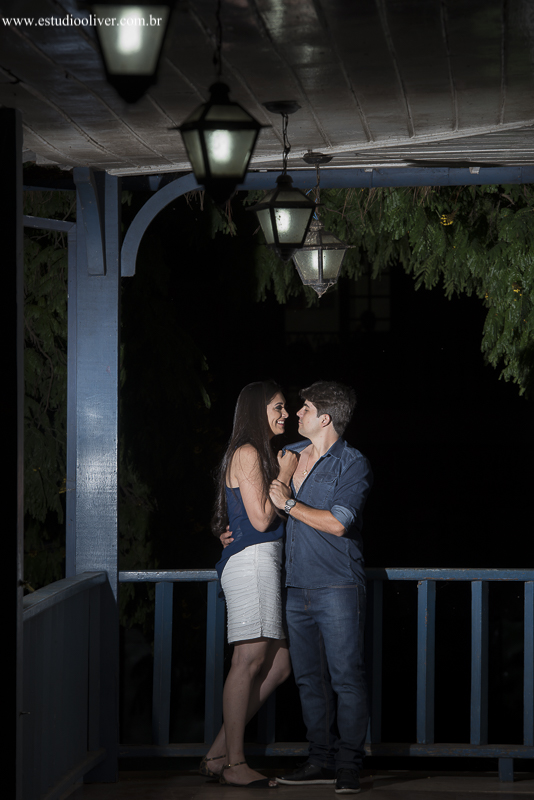 pre wedding, wedding, pre casamento, fotos de pre casamento, fotos de pre wedding, fotos de casamento na cidade mariana - mg, casamento em mariana -mg, fotos românticas,  fotos despojadas, fotos de casal, fotos em mariana, sessão fotogr&aacut