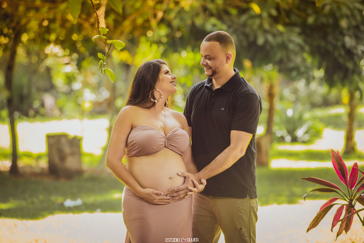 ensaio diferente , book gestante , fotos gravida , viviane gravida , ribeirao das neves , estudio oliver