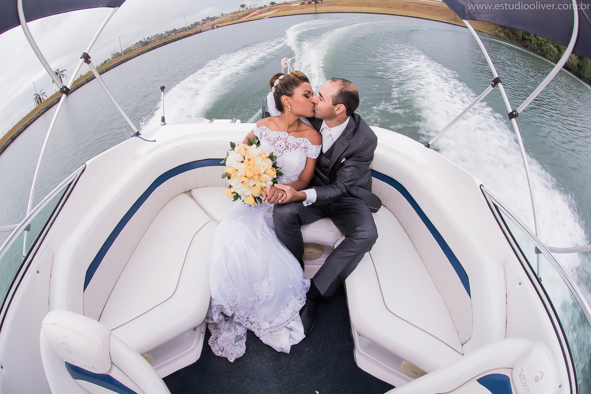 pos casamento,  fotos de pos casamento, fotos romantica, ,  , vestido de noiva,  fotografia de noivos, fotos de noivas, os melhores fotografos de bh, os melhores fotografo de belo horizonte fotografo criativo, ensaio pos casamento,  fotos vintage,  jo&ati