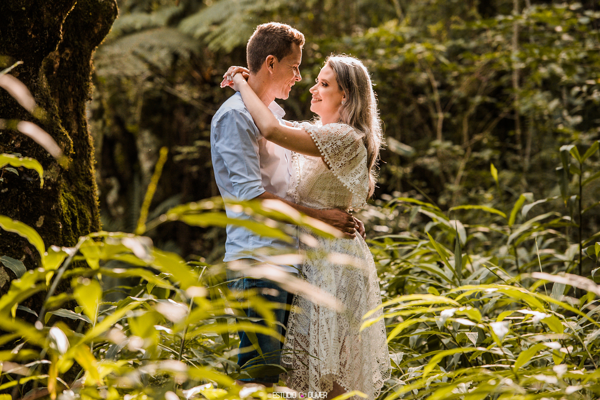 casamento , vestido branco , que roupa usar ensaio externo amor casal apaixonado belo horizonte, minas gerais 