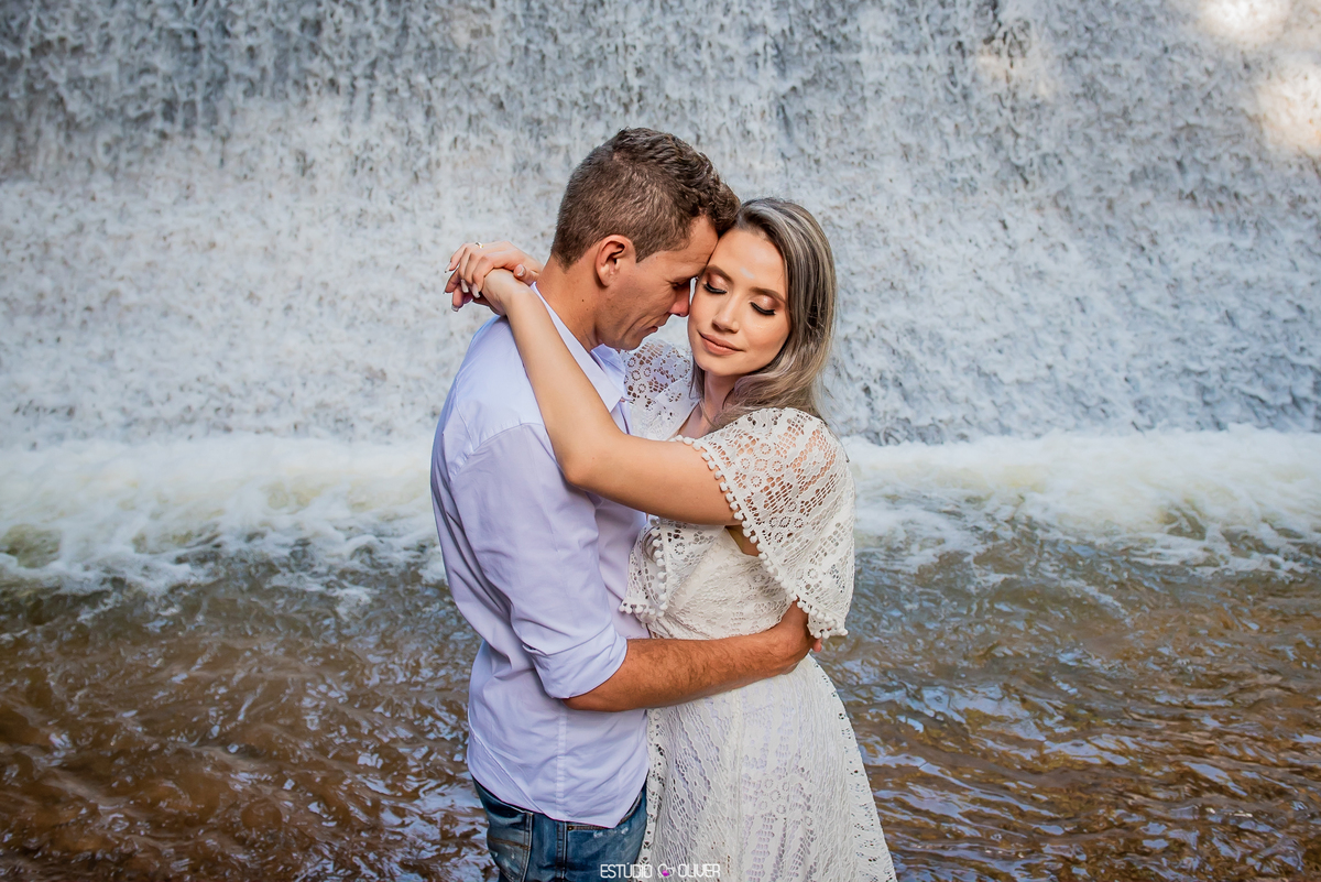 casamento , vestido branco , que roupa usar ensaio externo amor casal apaixonado belo horizonte, minas gerais 