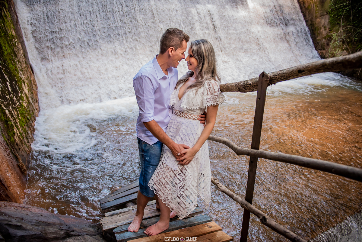 casamento , vestido branco , que roupa usar ensaio externo amor casal apaixonado belo horizonte, minas gerais 