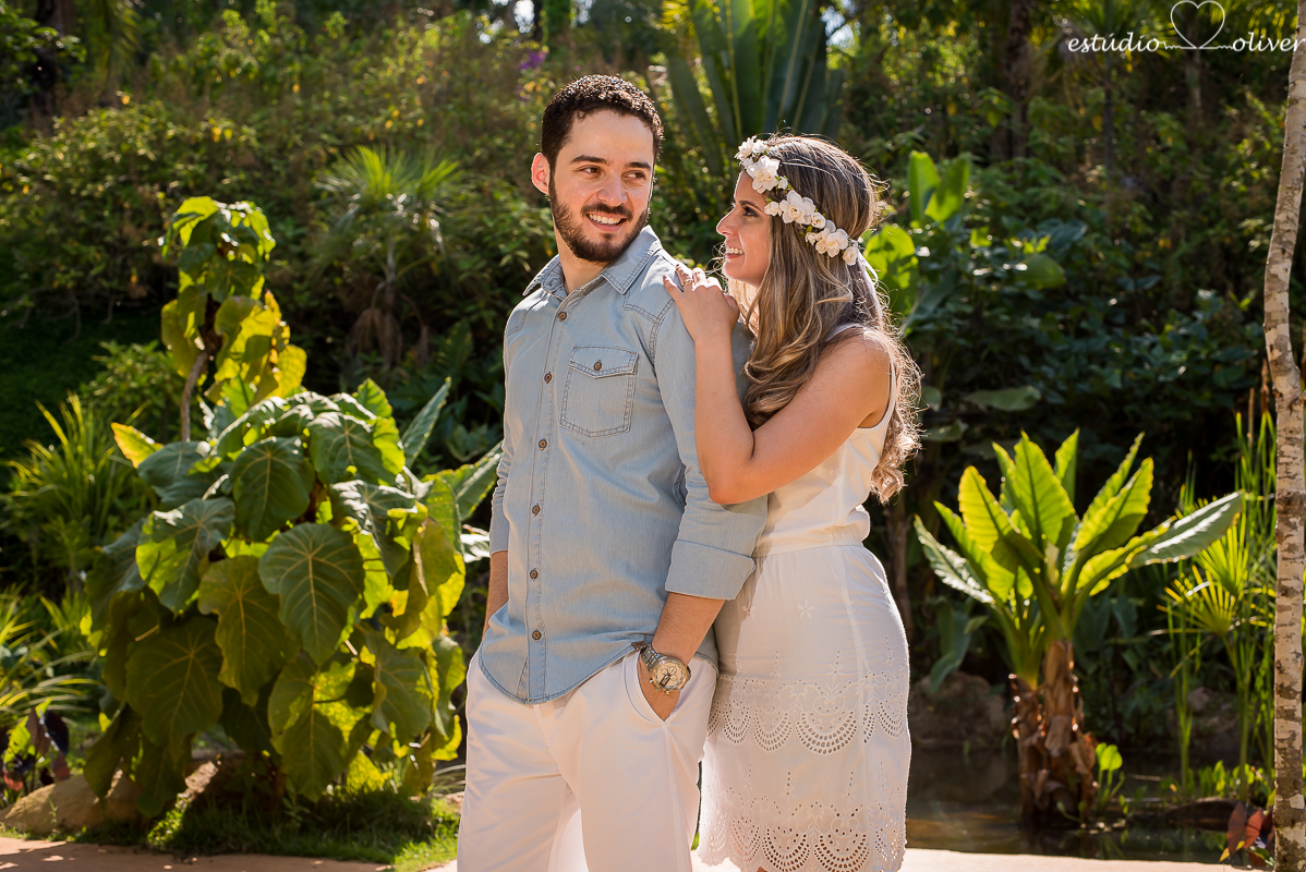 book de pre casamento em inhotim, pre casamento inhotim, fotos romanticas, estudio oliver, os melhores fotografo de bh, fotografo em bh, book de casamento