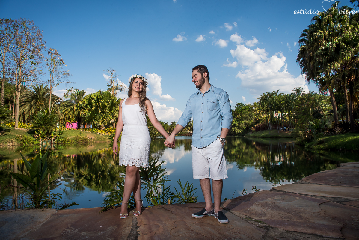 book de pre casamento em inhotim, pre casamento inhotim, fotos romanticas, estudio oliver, os melhores fotografo de bh, fotografo em bh, book de casamento