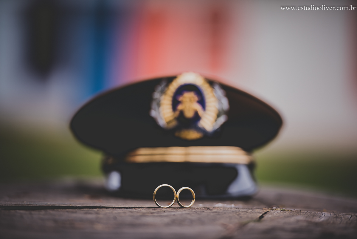 pos casamento,  fotos de pos casamento, fotos romantica, ,  buque branco, buque rosa brancas, vestido de noiva,  fotografia de noivos, fotos de noivas, os melhores fotografos de bh, os melhores fotografo de belo horizonte fotografo criativo, ensaio pos ca