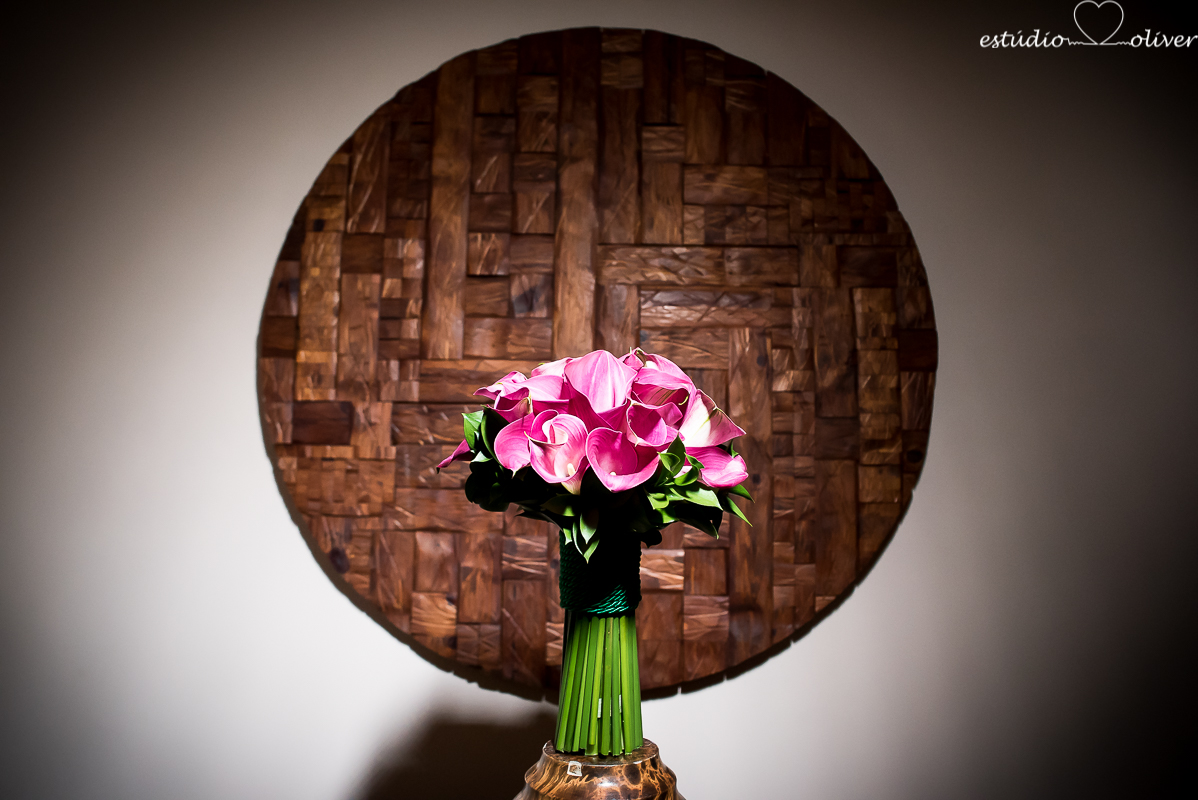 Making of de noiva, maquiagem para noivas, batom de noiva, buque rosa