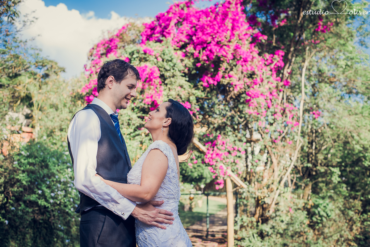 pos casamento em macacos, fotos em cachoeira na cidade de macacos, vestido de noiva