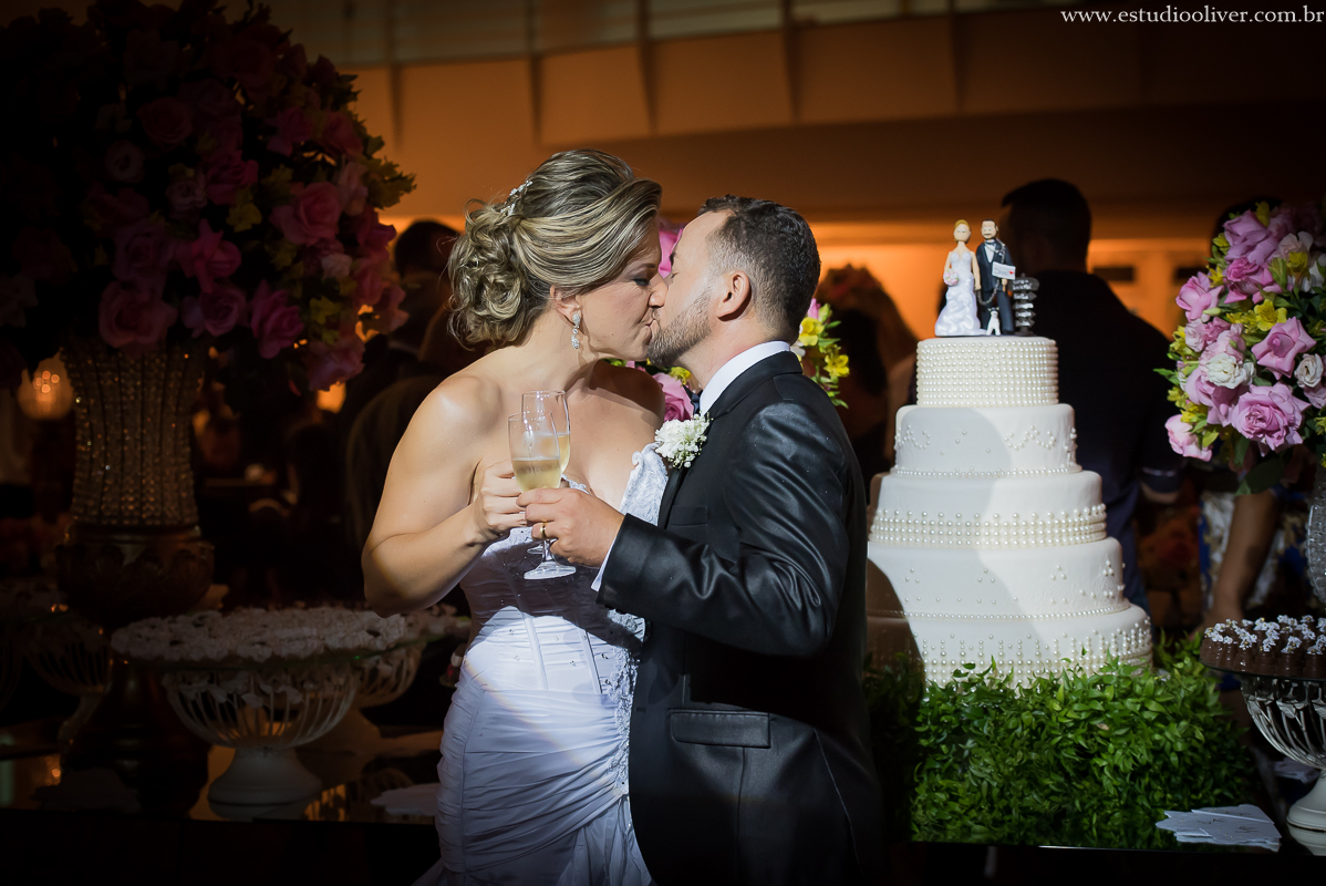 casamento em contagem, casamento lindo, casamento são francisco de asis, casamento romantico, wedding , 
beautiful wedding, noiva linda, vestido de noiva lindo, noivo, fotografo em sete lagoas, fotografo em ribeirão das neves, fotografo em n