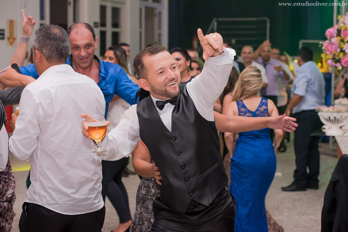 casamento em contagem, casamento lindo, casamento são francisco de asis, casamento romantico, wedding , 
beautiful wedding, noiva linda, vestido de noiva lindo, noivo, fotografo em sete lagoas, fotografo em ribeirão das neves, fotografo em n