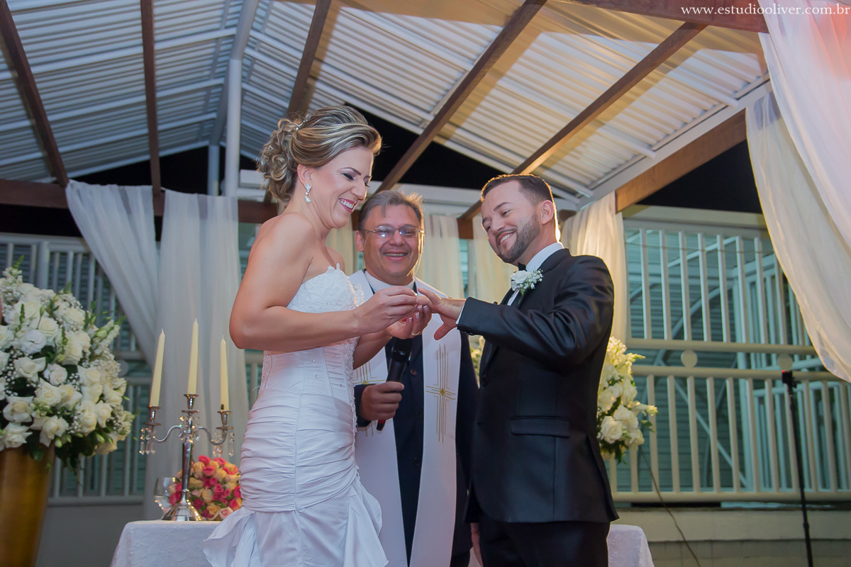 casamento em contagem, casamento lindo, casamento são francisco de asis, casamento romantico, wedding , 
beautiful wedding, noiva linda, vestido de noiva lindo, noivo, fotografo em sete lagoas, fotografo em ribeirão das neves, fotografo em n