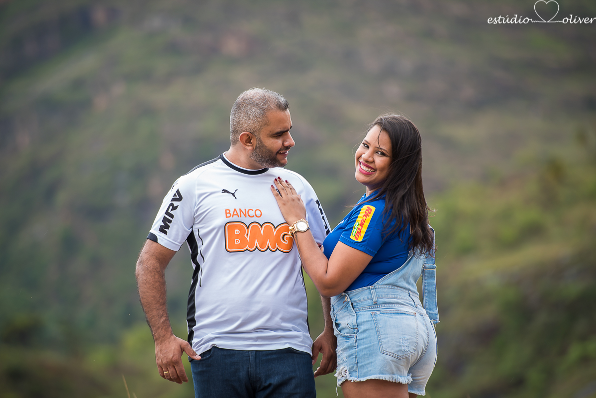 ensaio na chuva,  foto na chuva, ensaio pre casamento, ensaio pre wedding, fotografo em bh, melhores fotografo de, estudio oliver, fotografia em dia de chuva, foto em cachoeira