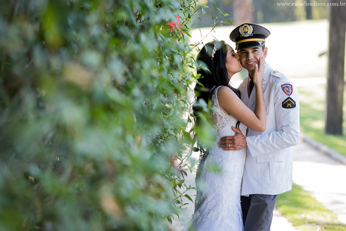pos casamento,  fotos de pos casamento, fotos romantica, veu de noiva,  buque de rosas rosas, buque rosa, vestido de noiva,  fotografia de noivos, fotos de noivas, fotografo criativo, ensaio pos casamento,  fotos vintage,  joão paulo oliver,  fotog