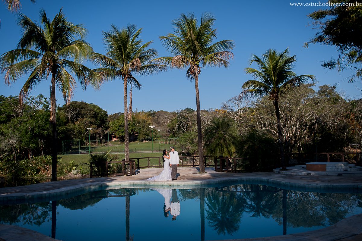 pos casamento,  fotos de pos casamento, fotos romantica, veu de noiva,  buque de rosas rosas, buque rosa, vestido de noiva,  fotografia de noivos, fotos de noivas, fotografo criativo, ensaio pos casamento,  fotos vintage,  joão paulo oliver,  fotog