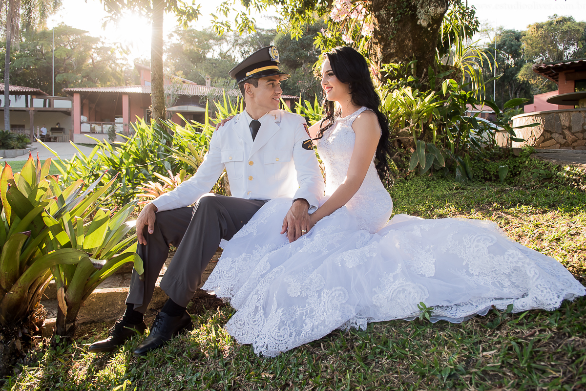 pos casamento,  fotos de pos casamento, fotos romantica, veu de noiva,  buque de rosas rosas, buque rosa, vestido de noiva,  fotografia de noivos, fotos de noivas, fotografo criativo, ensaio pos casamento,  fotos vintage,  joão paulo oliver,  fotog