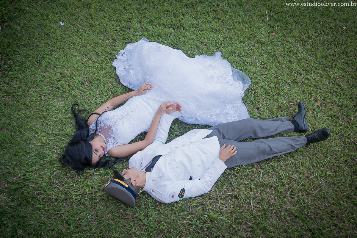 pos casamento,  fotos de pos casamento, fotos romantica, veu de noiva,  buque de rosas rosas, buque rosa, vestido de noiva,  fotografia de noivos, fotos de noivas, fotografo criativo, ensaio pos casamento,  fotos vintage,  joão paulo oliver,  fotog