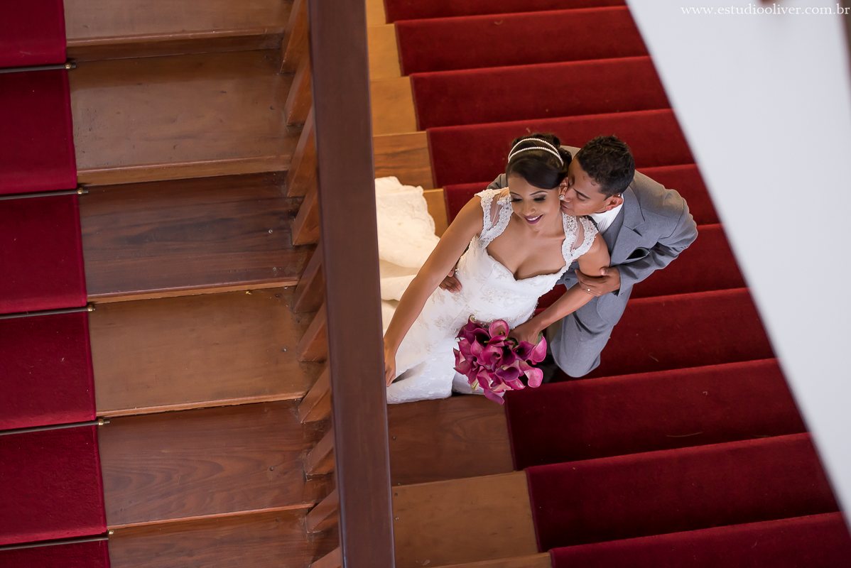 pós casamento,  fotos de pós casamento, fotos romântica, ,  buque lilas, buquelindo, vestido de noiva,  fotografia de noivos, fotos de noivas, fotografo criativo, ensaio pós casamento,  fotos vintage,  joão paulo oliver, 