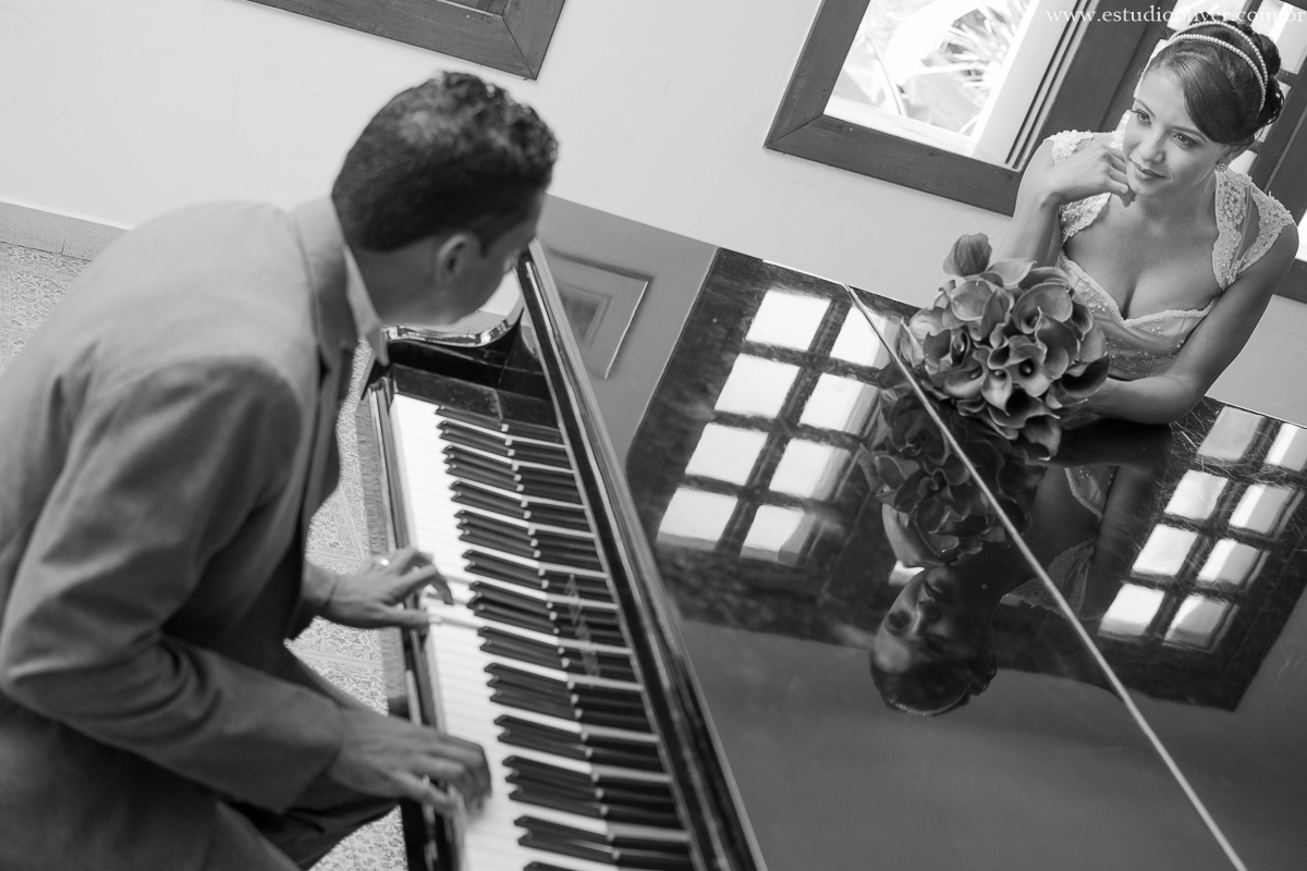 pós casamento,  fotos de pós casamento, fotos romântica, ,  buque lilas, buquelindo, vestido de noiva,  fotografia de noivos, fotos de noivas, fotografo criativo, ensaio pós casamento,  fotos vintage,  joão paulo oliver, 