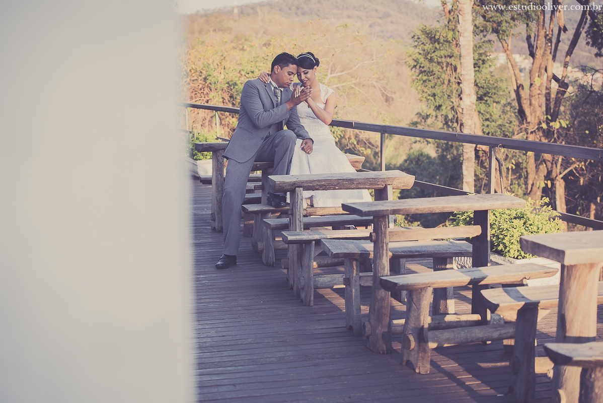 pós casamento,  fotos de pós casamento, fotos romântica, ,  buque lilas, buquelindo, vestido de noiva,  fotografia de noivos, fotos de noivas, fotografo criativo, ensaio pós casamento,  fotos vintage,  joão paulo oliver, 