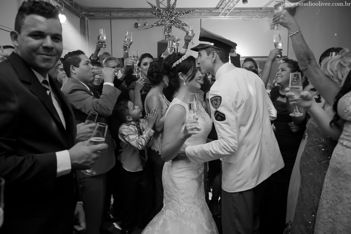 casamento em contagem, casamento lindo, casamento são francisco de asis, casamento romantico, wedding , 
beautiful wedding, noiva linda, vestido de noiva lindo, noivo, fotografo em sete lagoas, fotografo em ribeirão das neves, fotografo em n