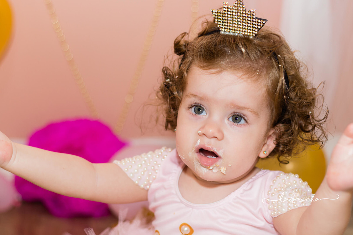 Isa fez 1 - cake smash - smash the cake - lais rocha fotografia - lais - acompanhamento - fotografia infantil - rosa e dourado -- mogi guaçu