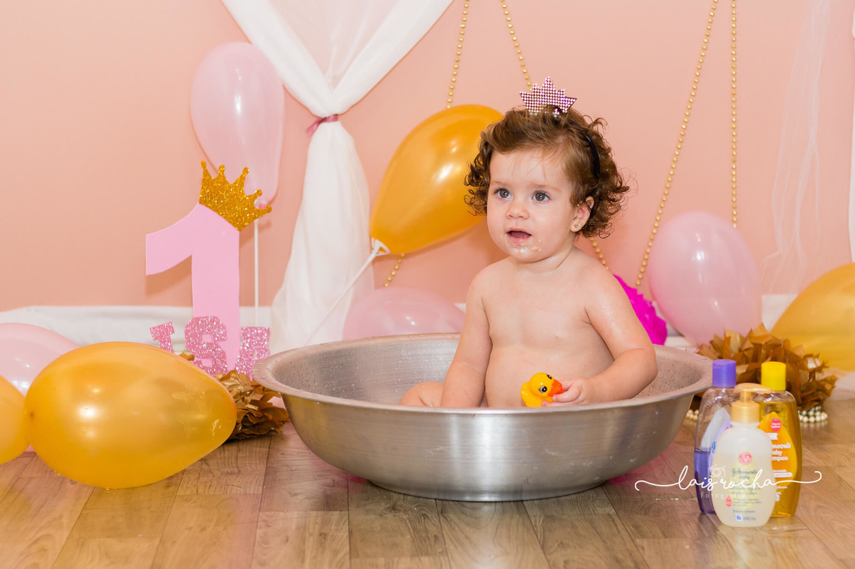 Isa fez 1 - cake smash - smash the cake - lais rocha fotografia - lais - acompanhamento - fotografia infantil - rosa e dourado -- mogi guaçu
