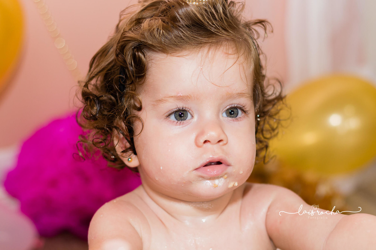 Isa fez 1 - cake smash - smash the cake - lais rocha fotografia - lais - acompanhamento - fotografia infantil - rosa e dourado -- mogi guaçu