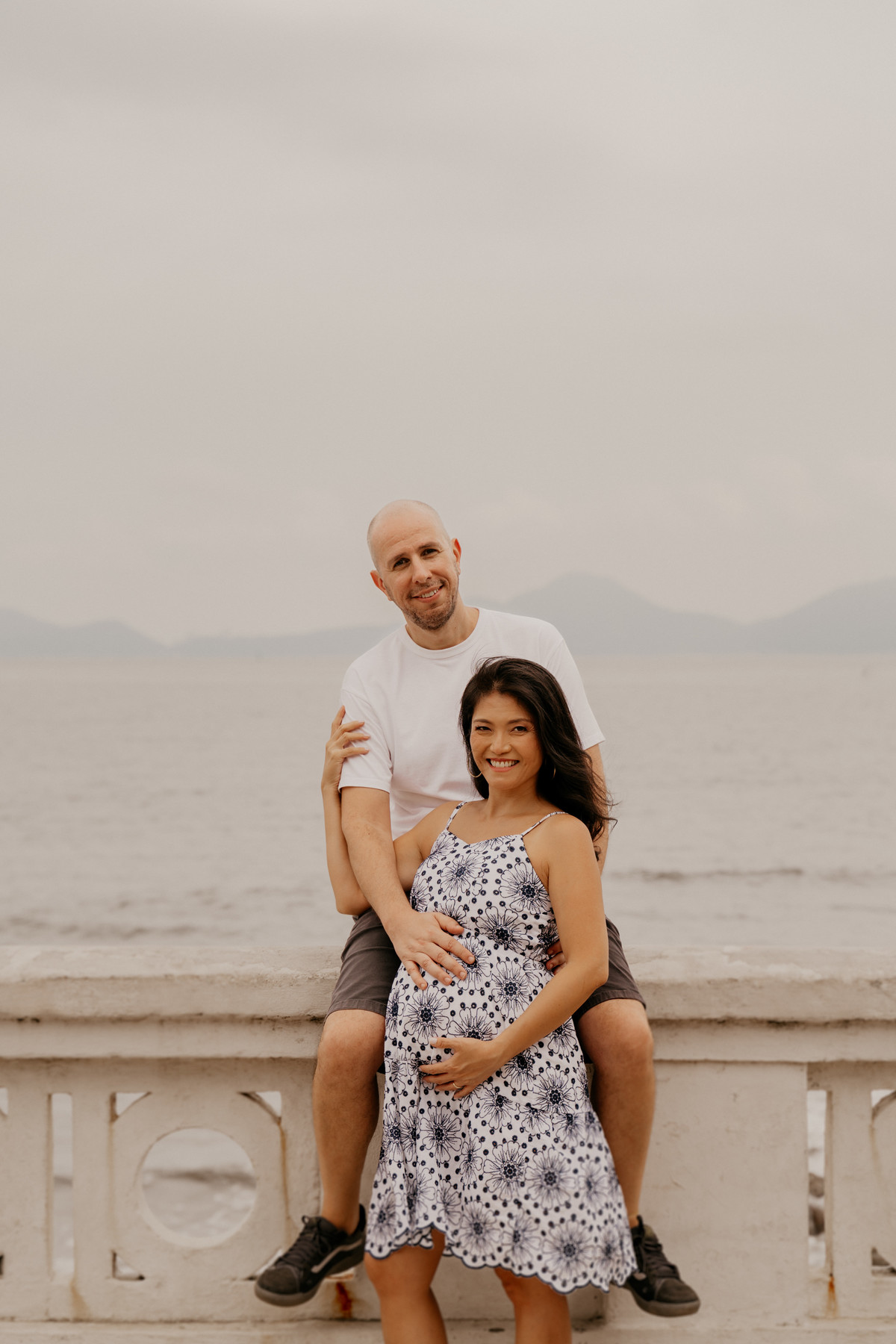 Ensaio Gestante na Praia em Santos