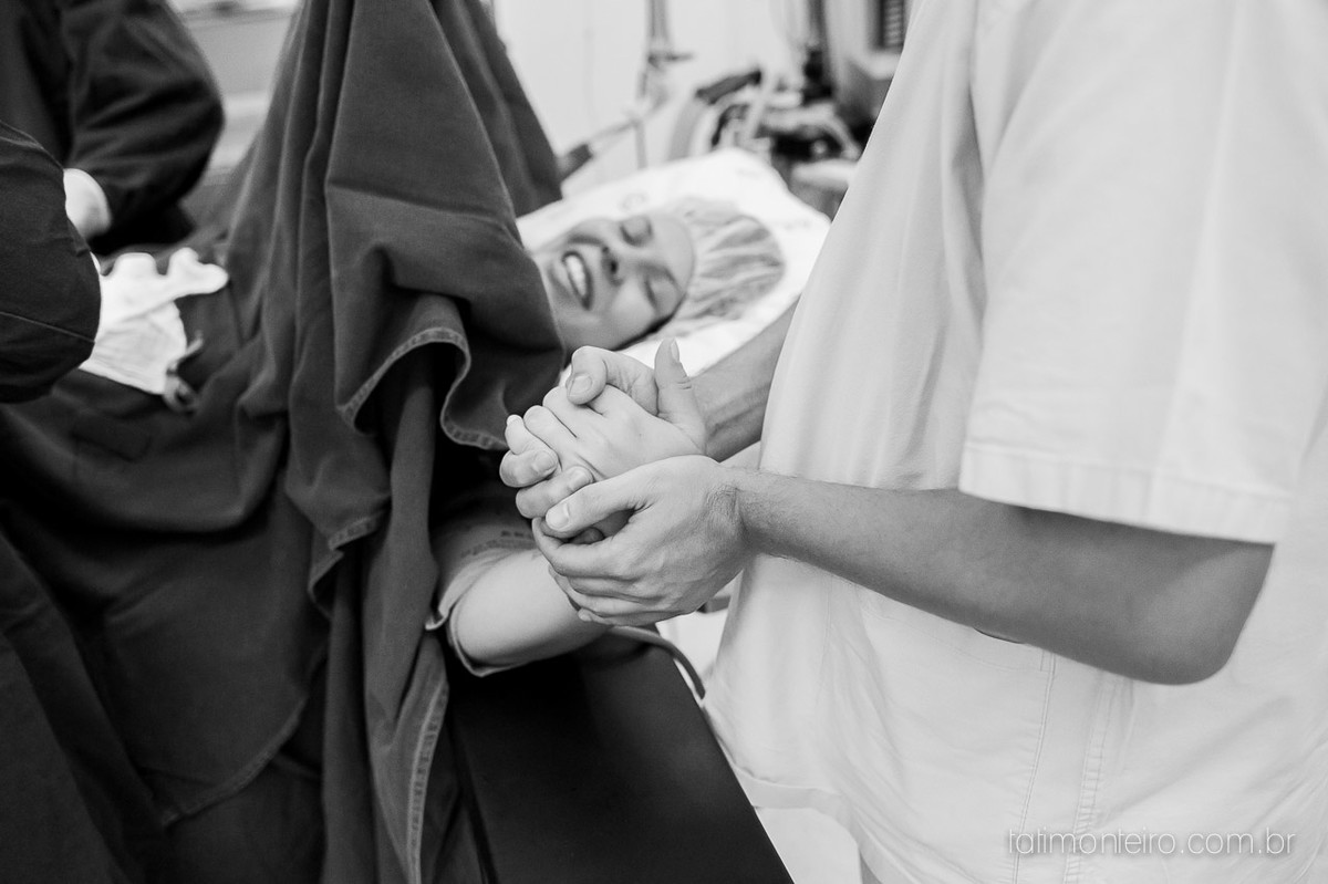 fotografia de parto, nascimento martina, fotografia nascimento, fotografa parto, parto no albert einstein, mae e pai nascimento da martina, mãe e pai parto da martina no albert einstein