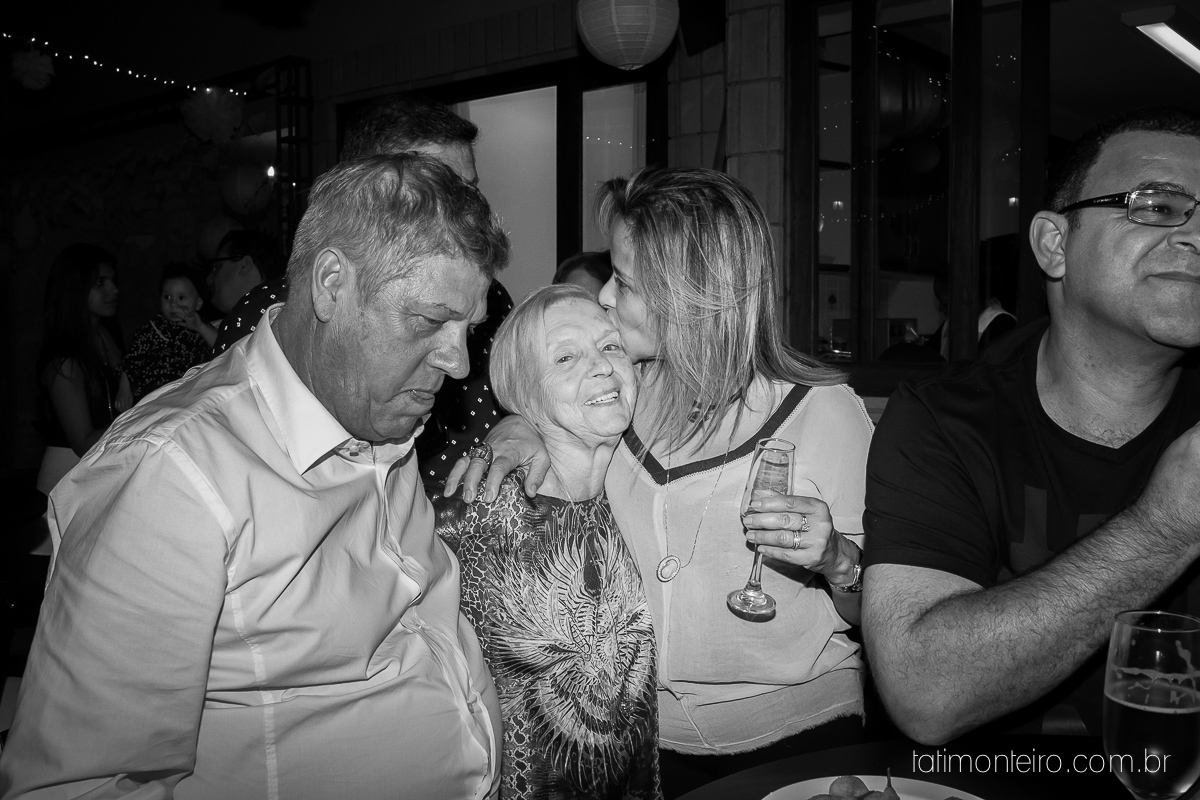cha bar roberta e kito, cha bar, roberta, kito, preparacao casamento, pre casamento, decoracao cha bar, recepcao, recepcao em casa, recepcao noivos, recepcao amigos, reuniao amigos, noivos, noiva, noivo, ensaio noivos, pre wedding, foto cha bar, fotografi