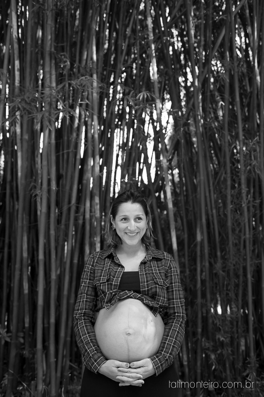 fotografia gravida no parque, casal gravido no parque, casal esperando bebe, ensaio de gestante no parque, gravida sorrindo, esperando bebe, fotografo de gestante sp, book gestante sp