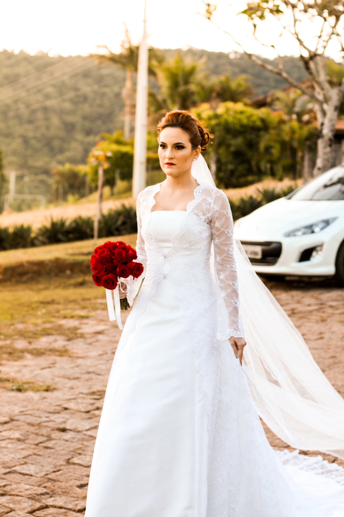 Noiva - Condomínio Capela Do Barreiro - Itatiba/SP.
#madrinhadecasamento #prewedding #noivinha #miniwedding #fotografiadecasamento #casamentodedia #noivasdobrasil #casamentocivil #casamento #noiva #wedding #noivas #noivas2018 #casamentos #casamento2019